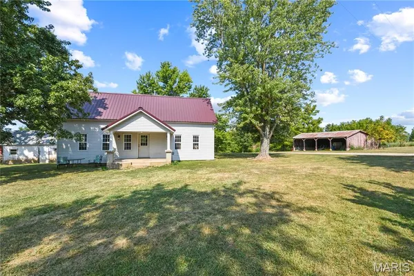 $965,000 | 1477 Bell Ford Road, Marshfield, MO 65706
