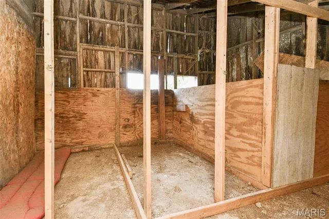 $965,000 | 1477 Bell Ford Road, Marshfield, MO 65706