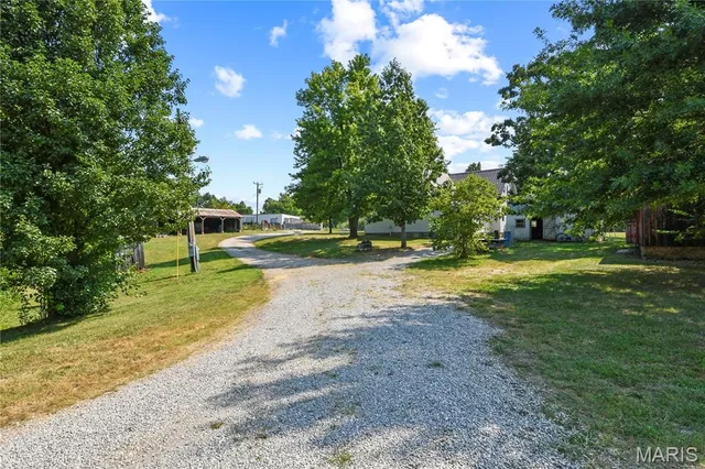 $965,000 | 1477 Bell Ford Road, Marshfield, MO 65706