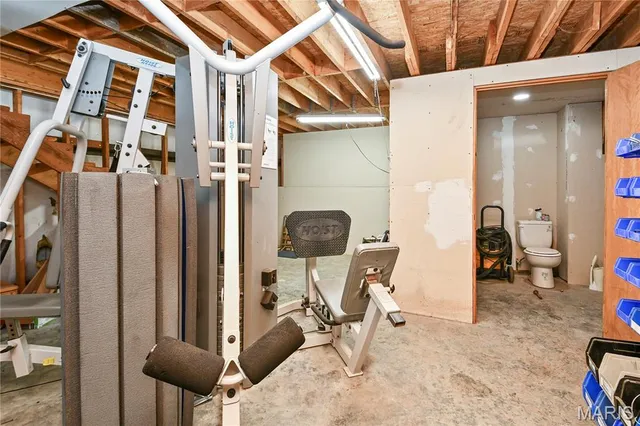 $965,000 | 1477 Bell Ford Road, Marshfield, MO 65706