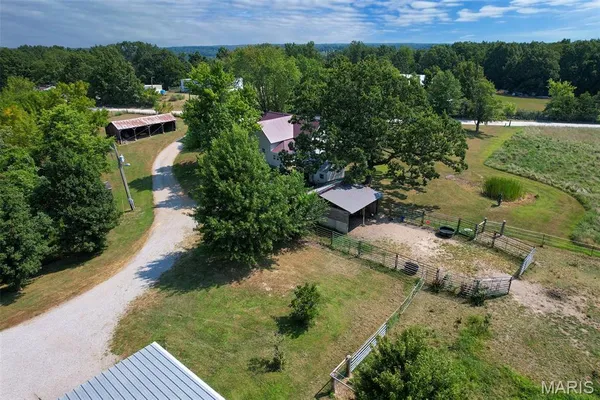$965,000 | 1477 Bell Ford Road, Marshfield, MO 65706