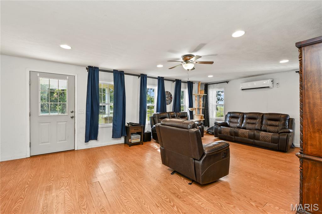 1477 Bell Ford Road Marshfield, MO 65706 - Photo 10 of 77