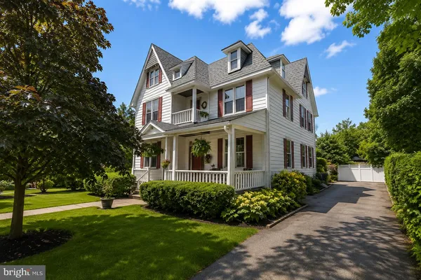 $680,000 | 508 Jennings Street, Beverly, NJ 08010