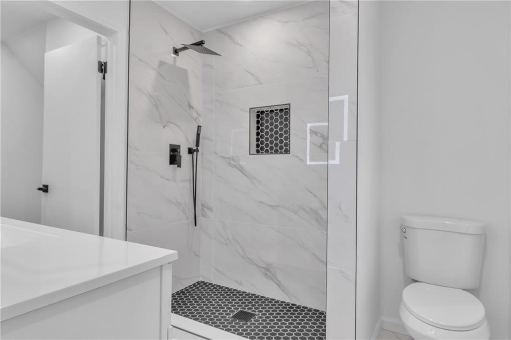 3296 Columbia Woods Drive Decatur, GA 30032 - Photo 22 of 43