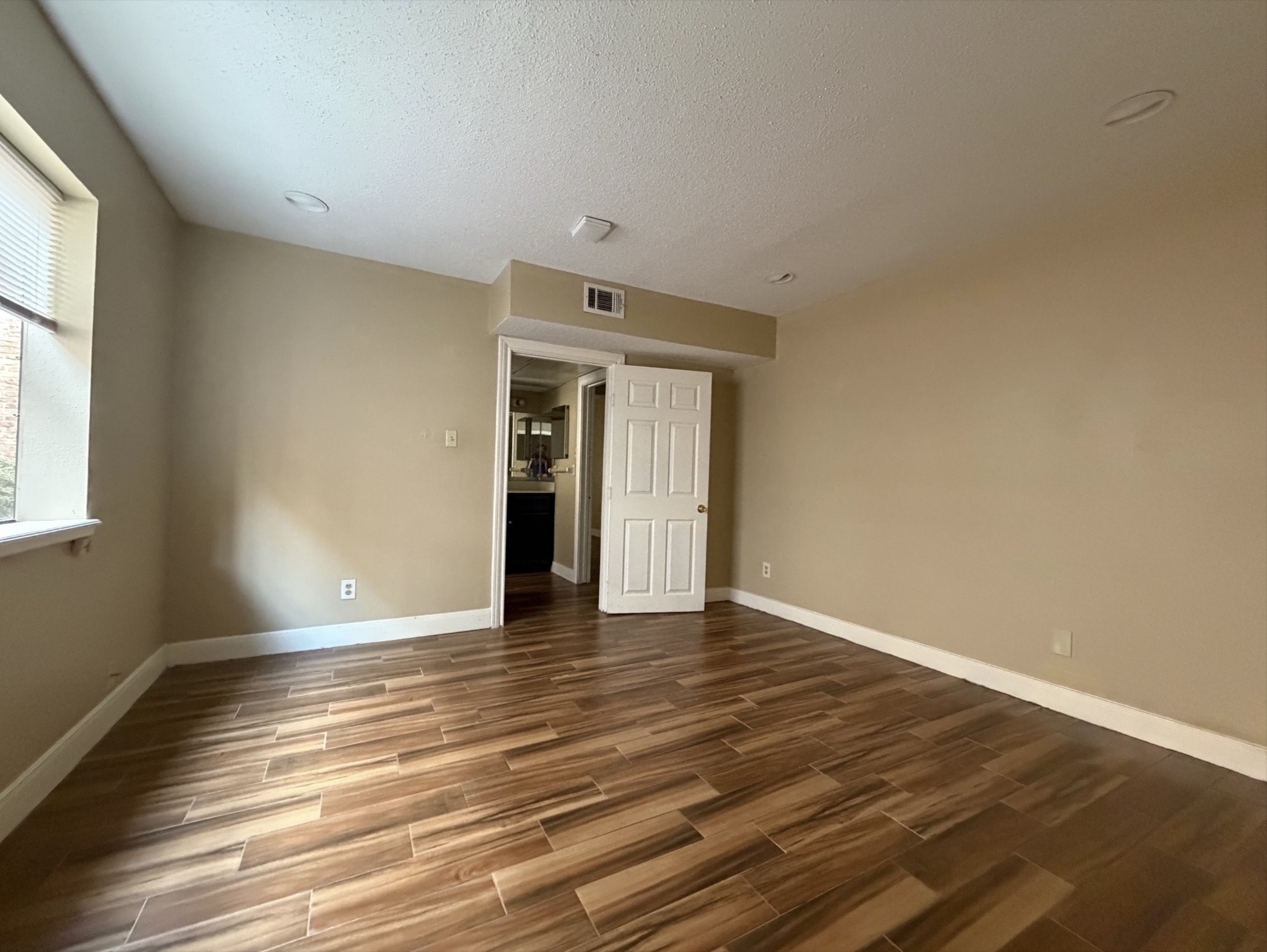 1901 Brun Street, Unit D Houston, TX 77019 - Photo 18 of 21