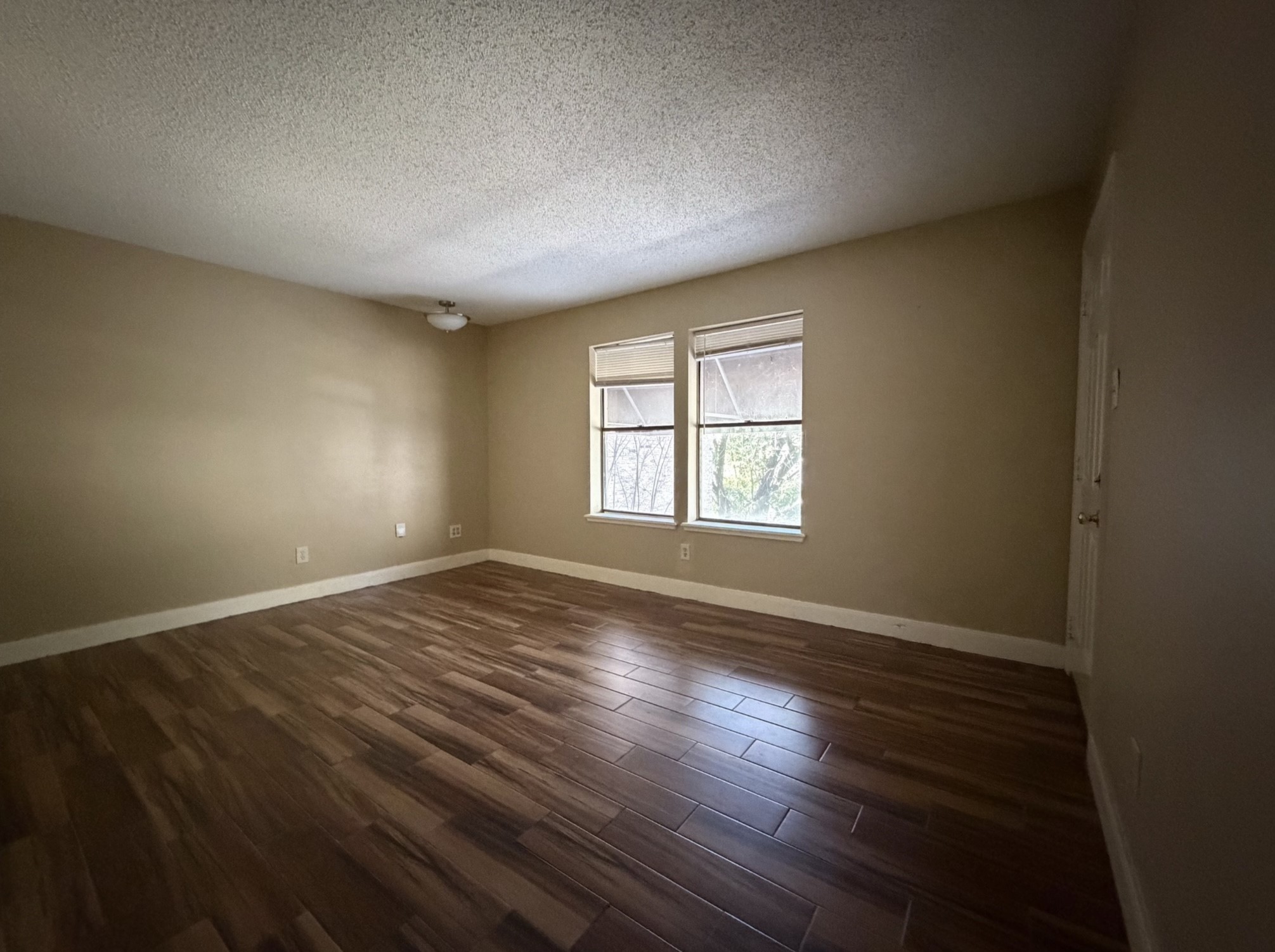 1901 Brun Street, Unit D Houston, TX 77019 - Photo 3 of 21