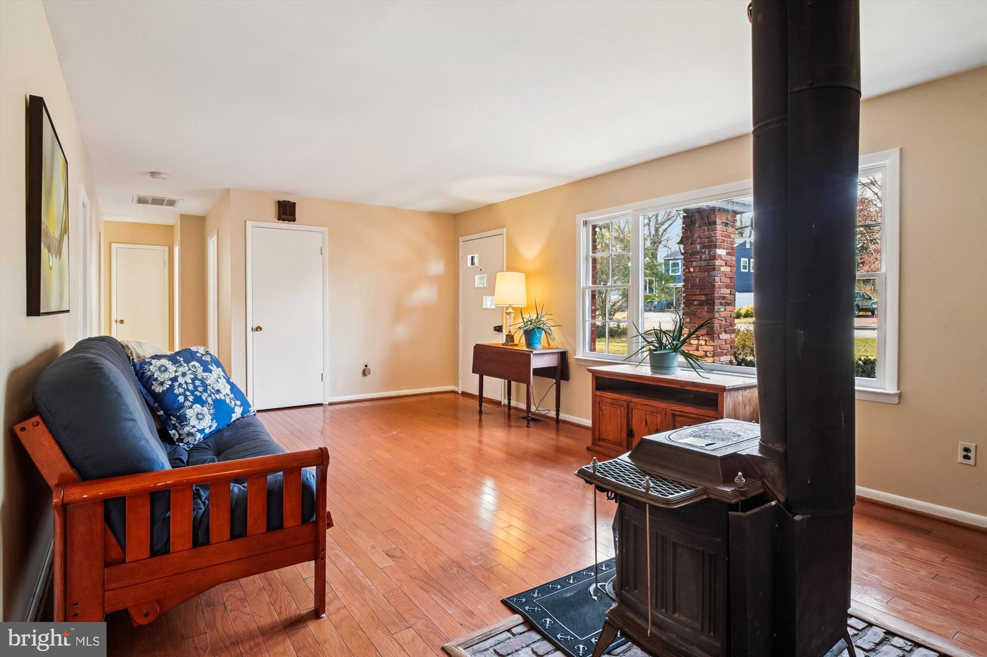 2845 Carrollton Road Annapolis, MD 21403 - Photo 6 of 47 a living room with furniture and a floor to ceiling window