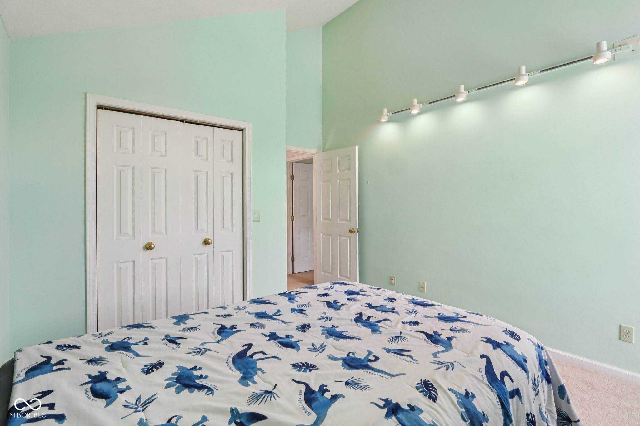 430 Oakbrook Drive Columbus, IN 47201 - Photo 24 of 51