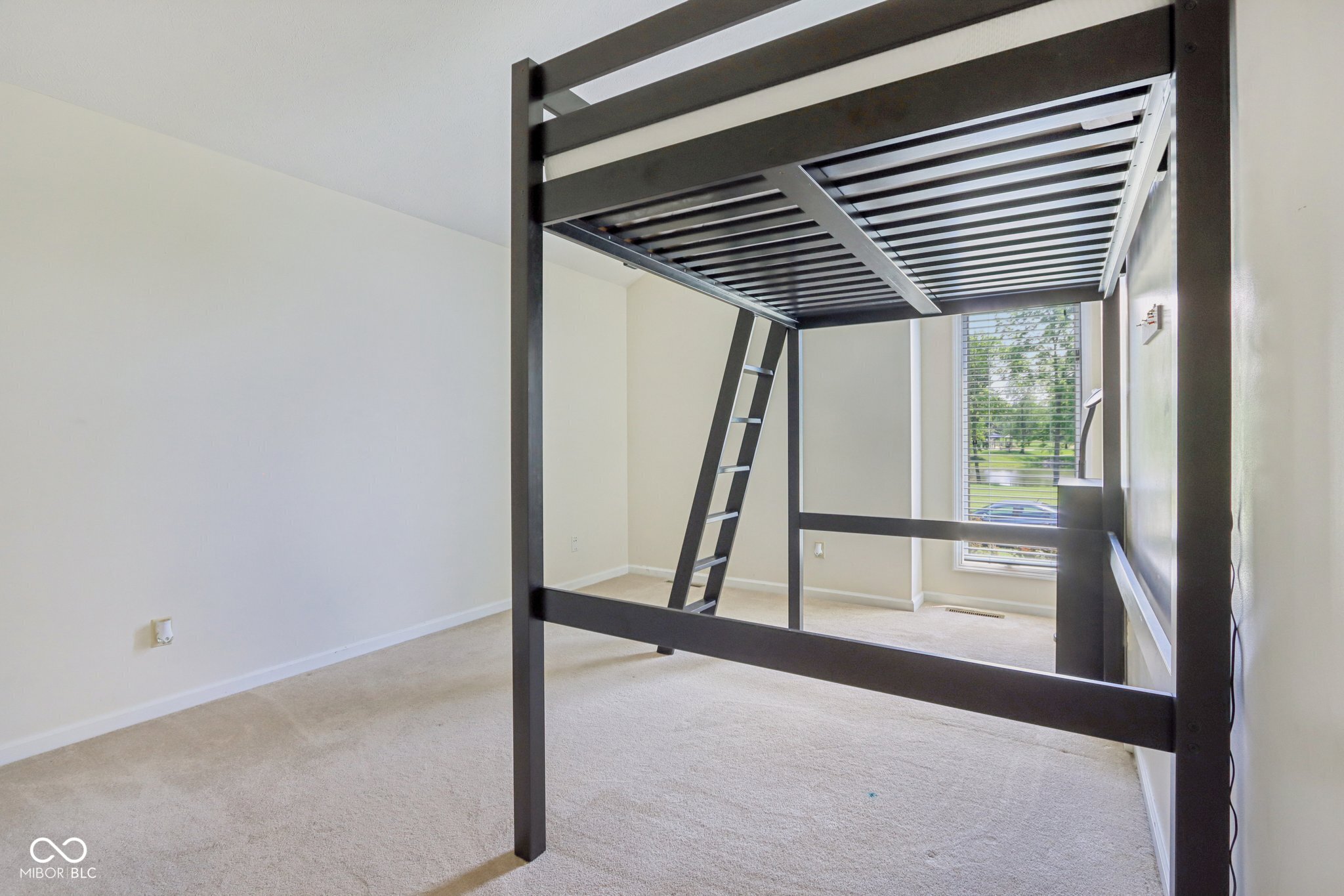 430 Oakbrook Drive Columbus, IN 47201 - Photo 25 of 51