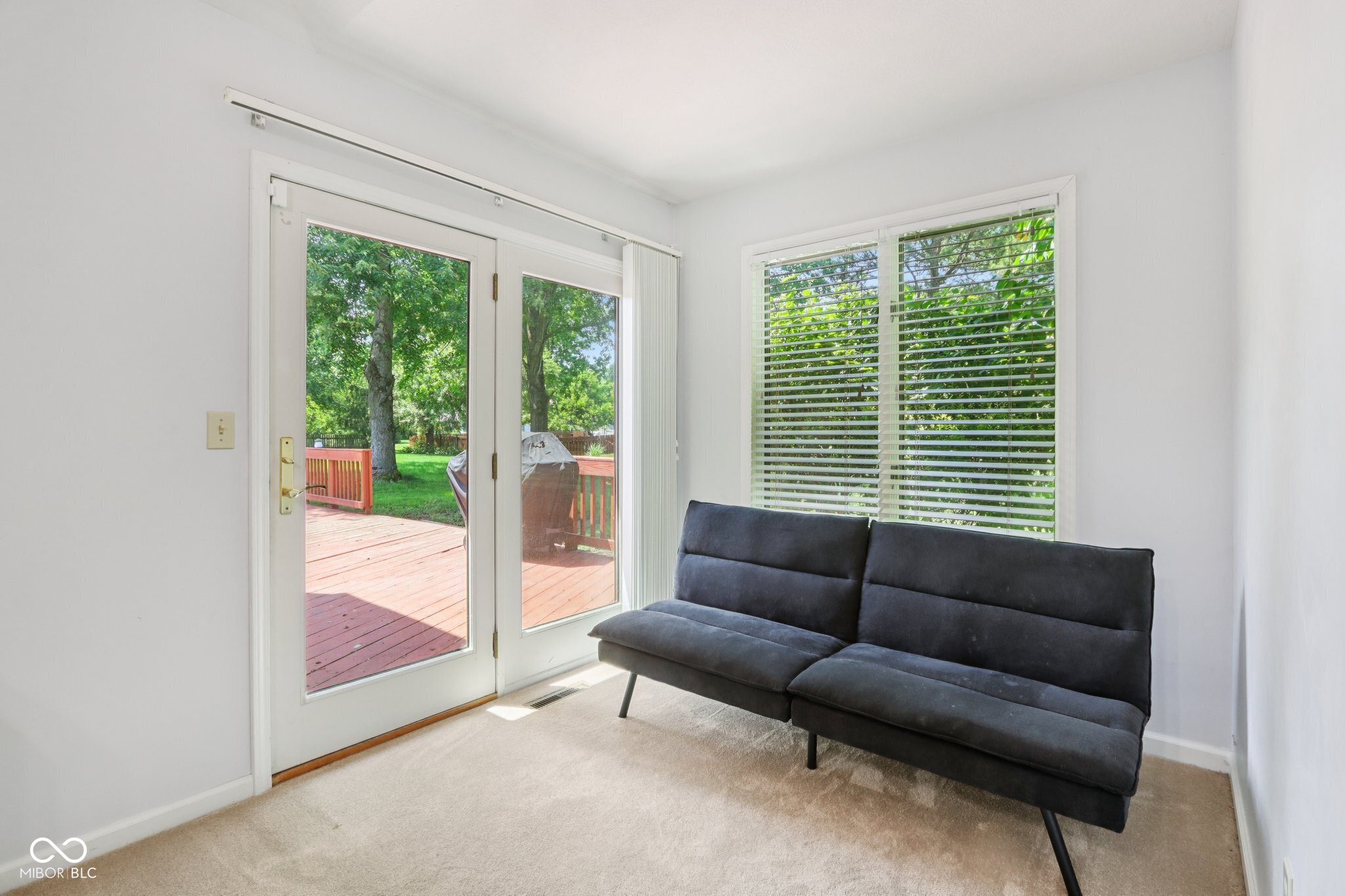 430 Oakbrook Drive Columbus, IN 47201 - Photo 35 of 51