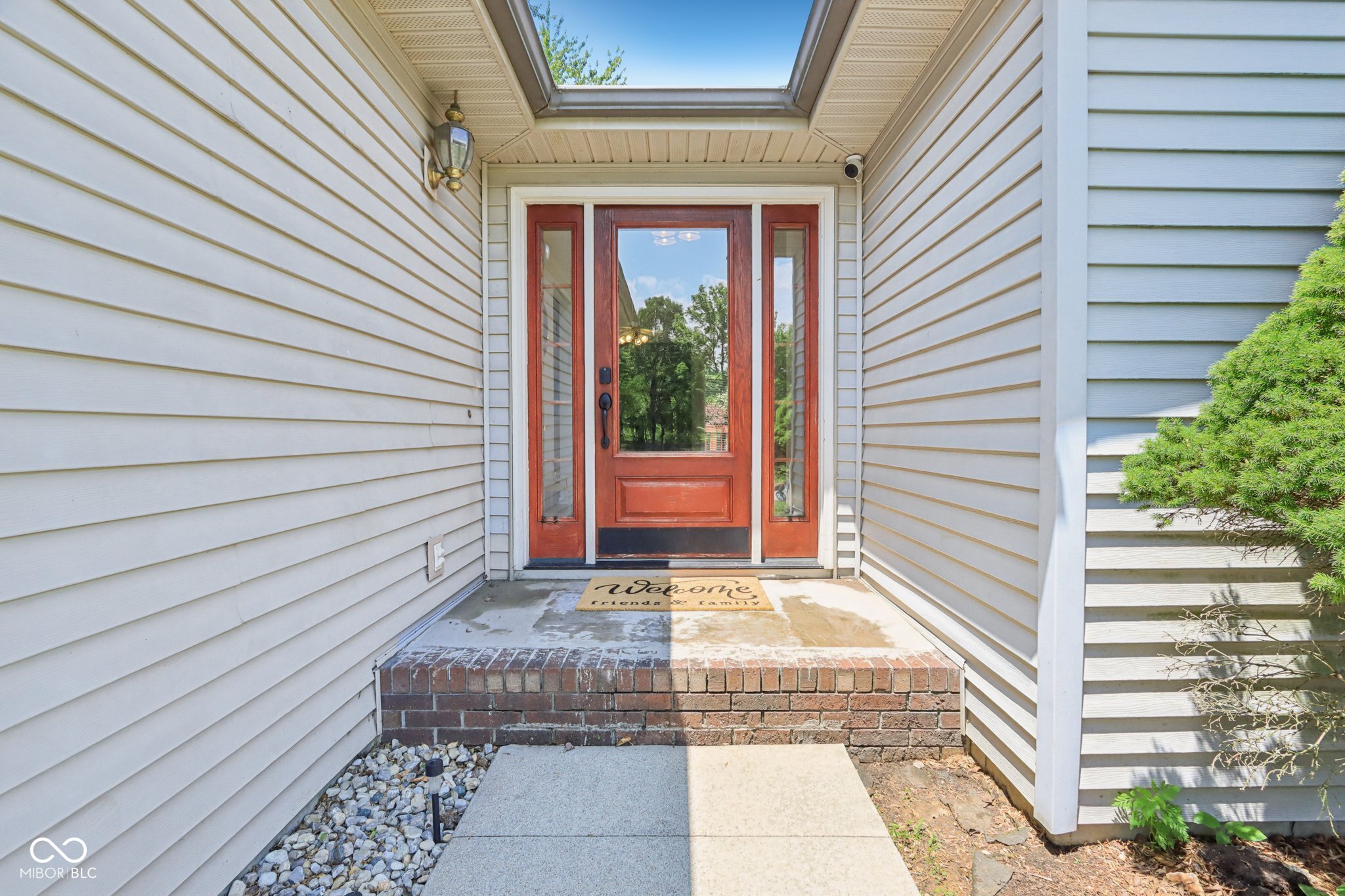 430 Oakbrook Drive Columbus, IN 47201 - Photo 7 of 51