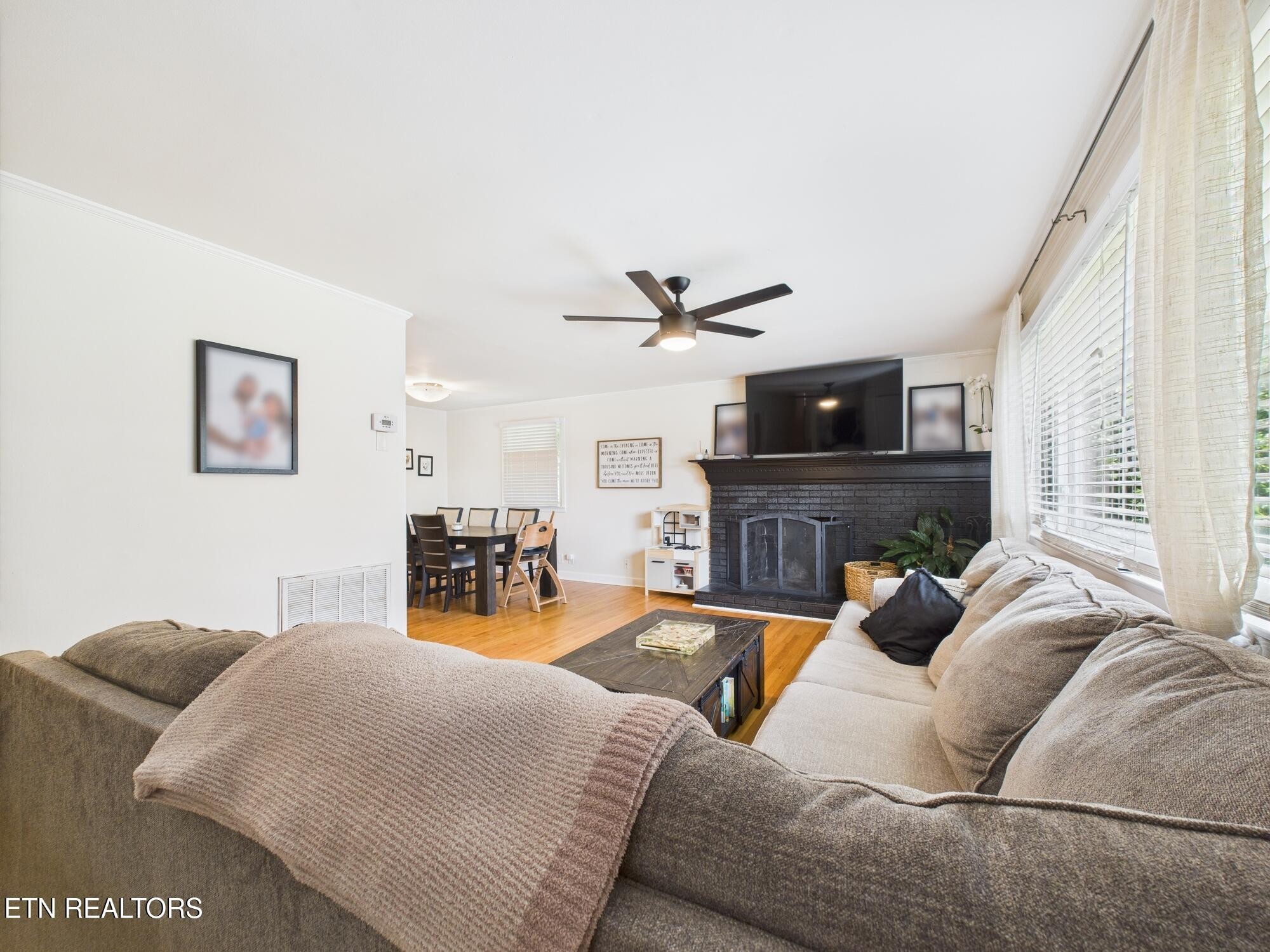 4425 Deerfield Road Knoxville, TN 37921 - Photo 5 of 25