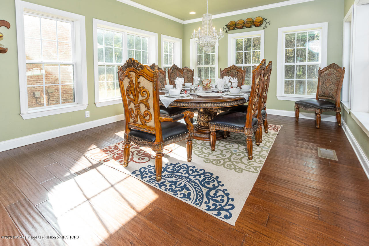 14525 Leavell Road Byhalia, MS 38611 - Photo 15 of 38 Dining Room.