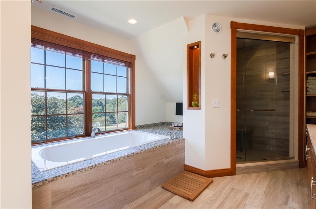 9E Bradford Road Westerly, RI 02808 - Photo 32 of 49 Primary Bathroom