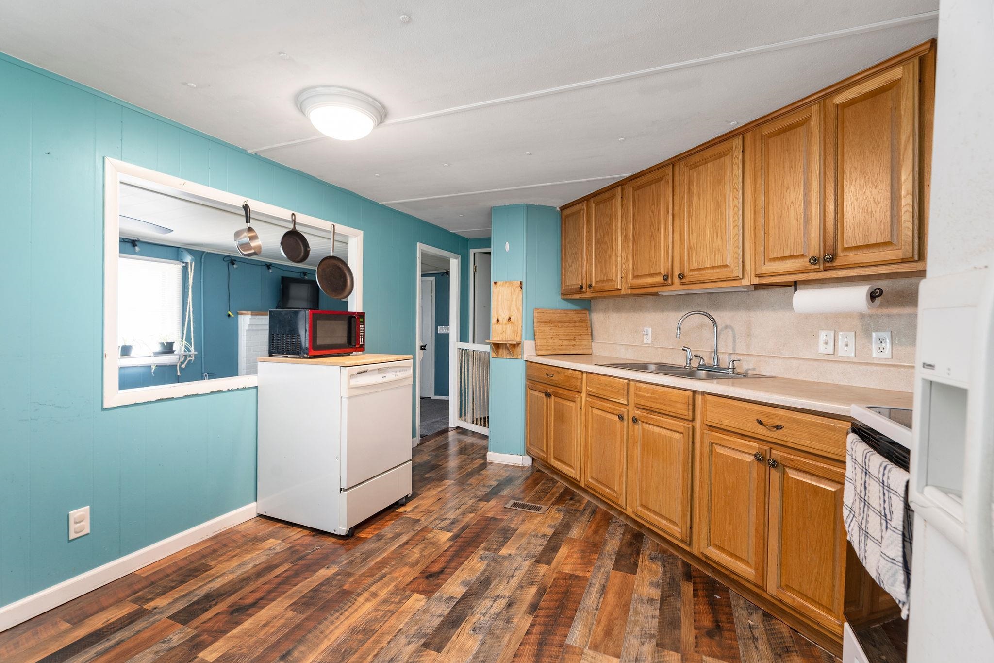 105 Mine Branch Road Crimora, VA 24431 - Photo 12 of 42 Gallery Image 12