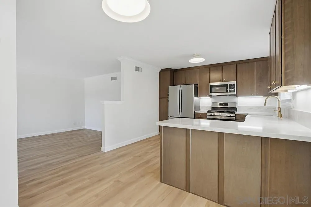 8740 Vanguard Place Lakeside, CA 92040 - Photo 10 of 44