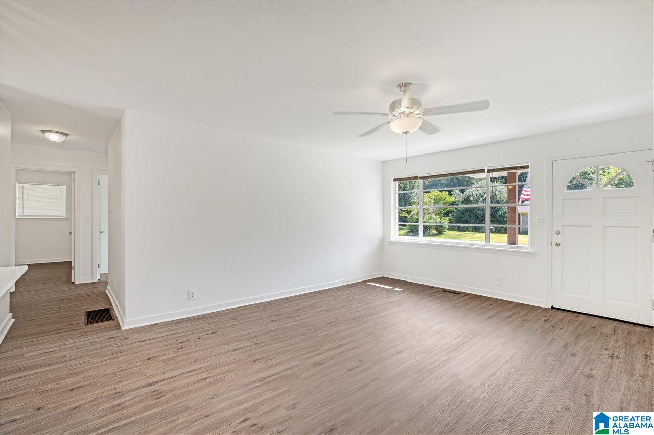 522 Virginia Street Gardendale, AL 35071 - Photo 6 of 25