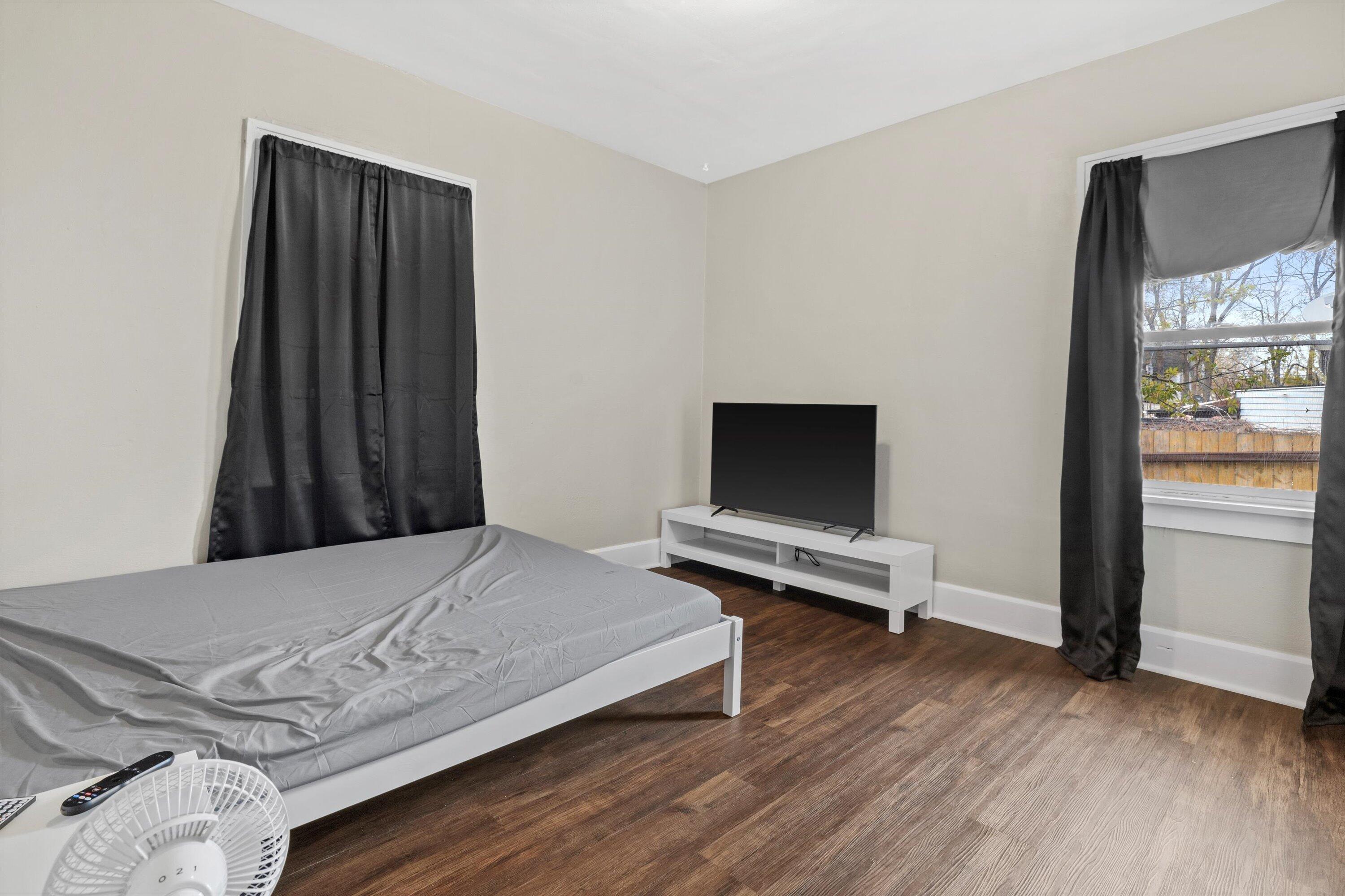 1220 North Wisconsin Street Racine, WI 53402 - Photo 7 of 24 Bedroom