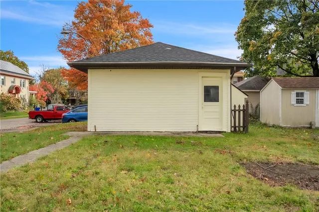 $155,000 | 142 East Garfield Avenue, New Castle, PA 16105