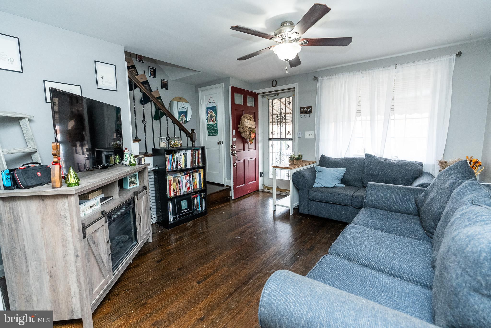 2333 Searles Road Dundalk, MD 21222 - Photo 3 of 28