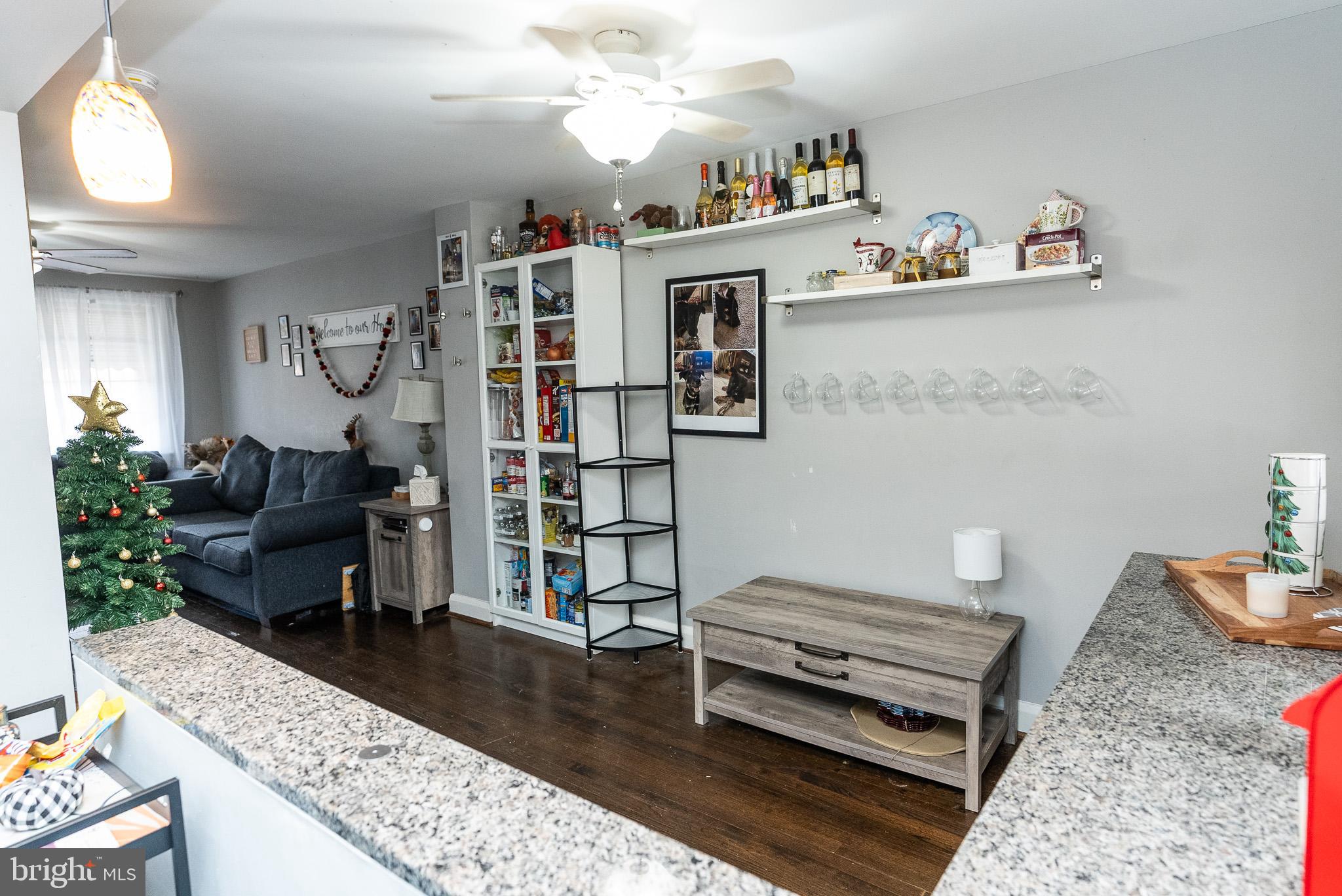 2333 Searles Road Dundalk, MD 21222 - Photo 9 of 28 Dining Space