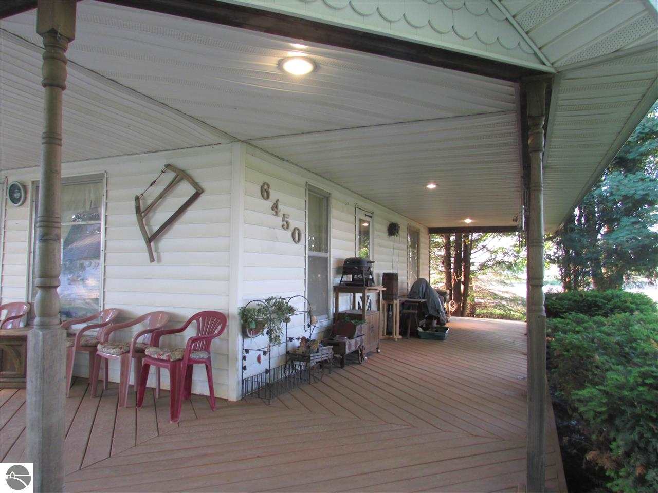 6450 South Loomis Road Shepherd, MI 48883 - Photo 14 of 23 1785657-13.JPG
