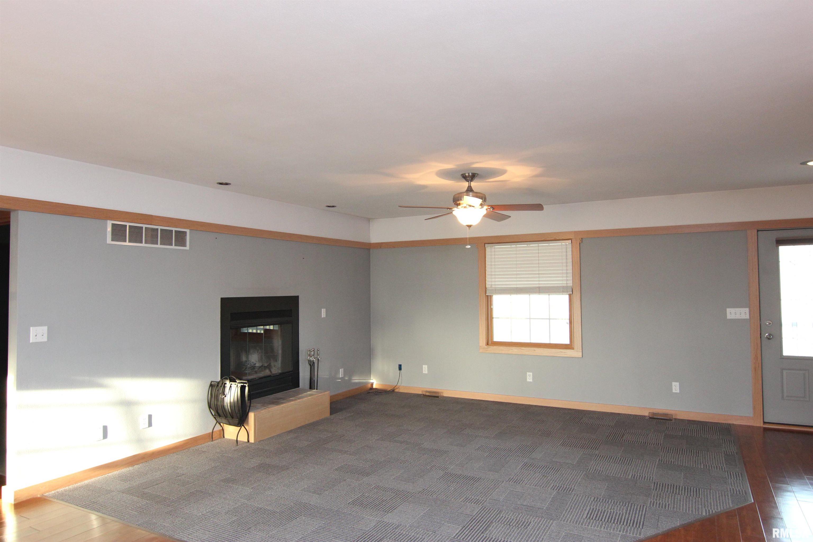 1735 Lourdes Road Metamora, IL 61548 - Photo 7 of 39