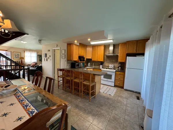 $2,550 | 25 Beacon Lane, Brigantine, NJ 08203