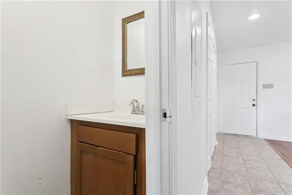 $187,000 | 3005 7th Street, Unit C, Metairie, LA 70002