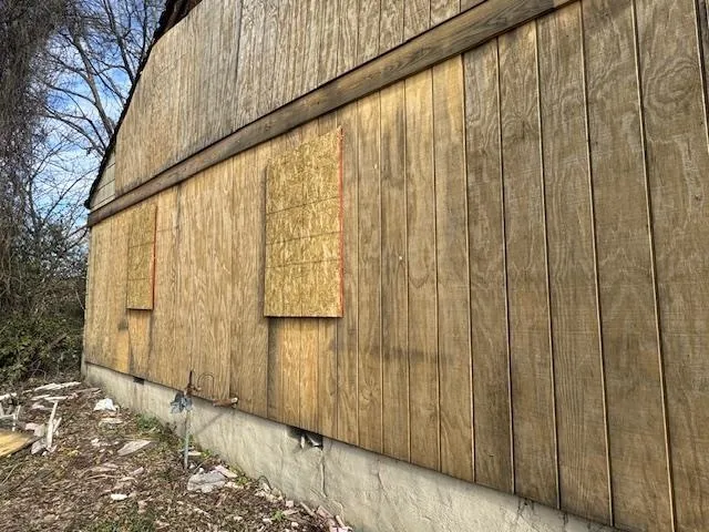 a view of a large area with wooden fence