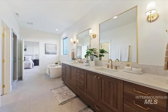 $1,079,000 | 2228 North Palaestra Avenue, Eagle, ID 83616