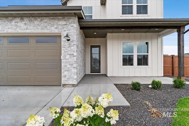 $1,079,000 | 2228 North Palaestra Avenue, Eagle, ID 83616