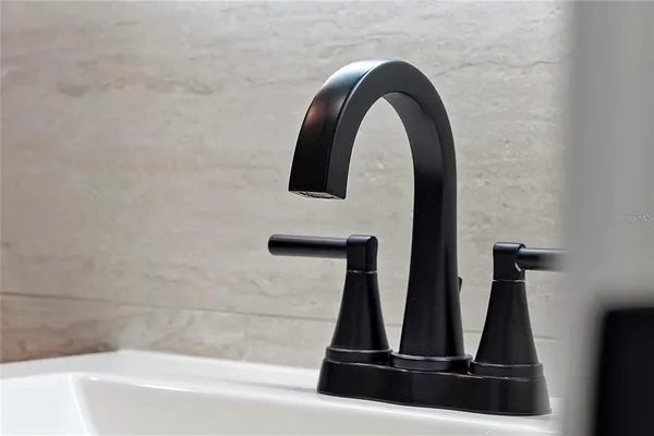 $8,500 | 7705 Apple Tree Circle, Orlando, FL 32819