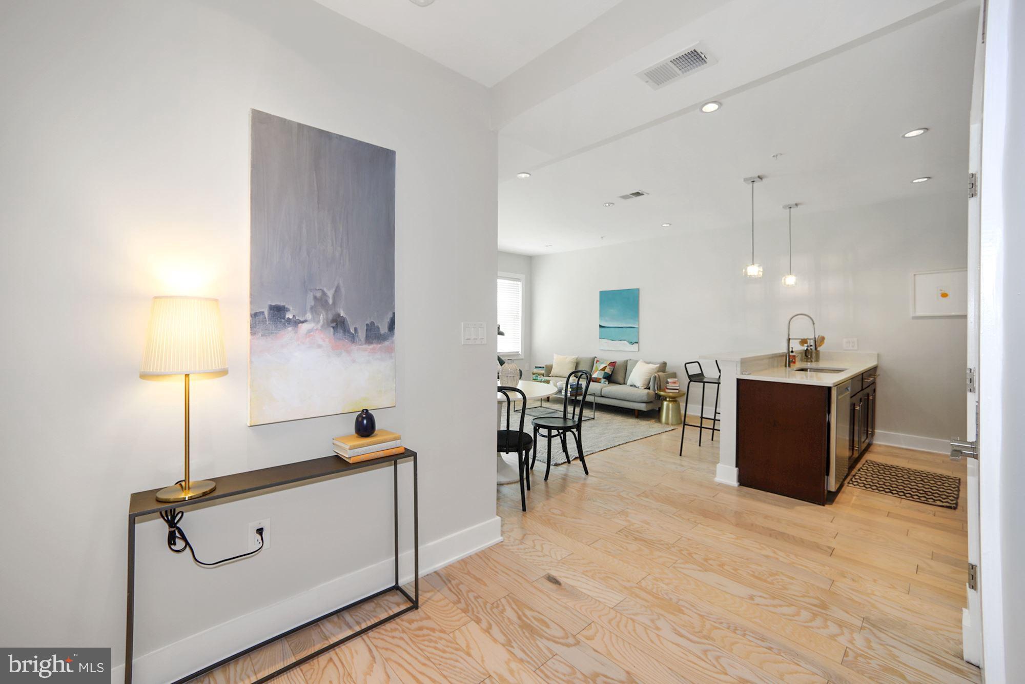 2101 11th Street Northwest, Unit 403 Washington, DC 20001 - Photo 2 of 25 Entryway