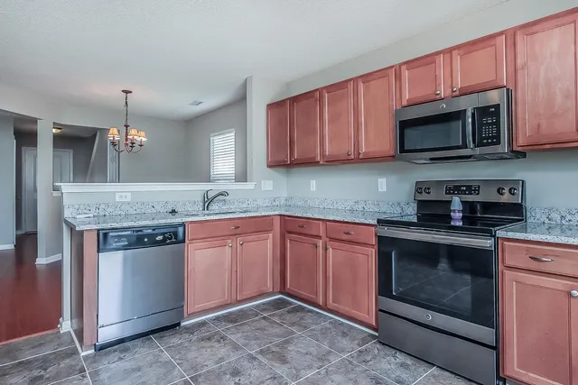 $2,045 | 78 Valleyfield Drive, Clayton, NC 27527