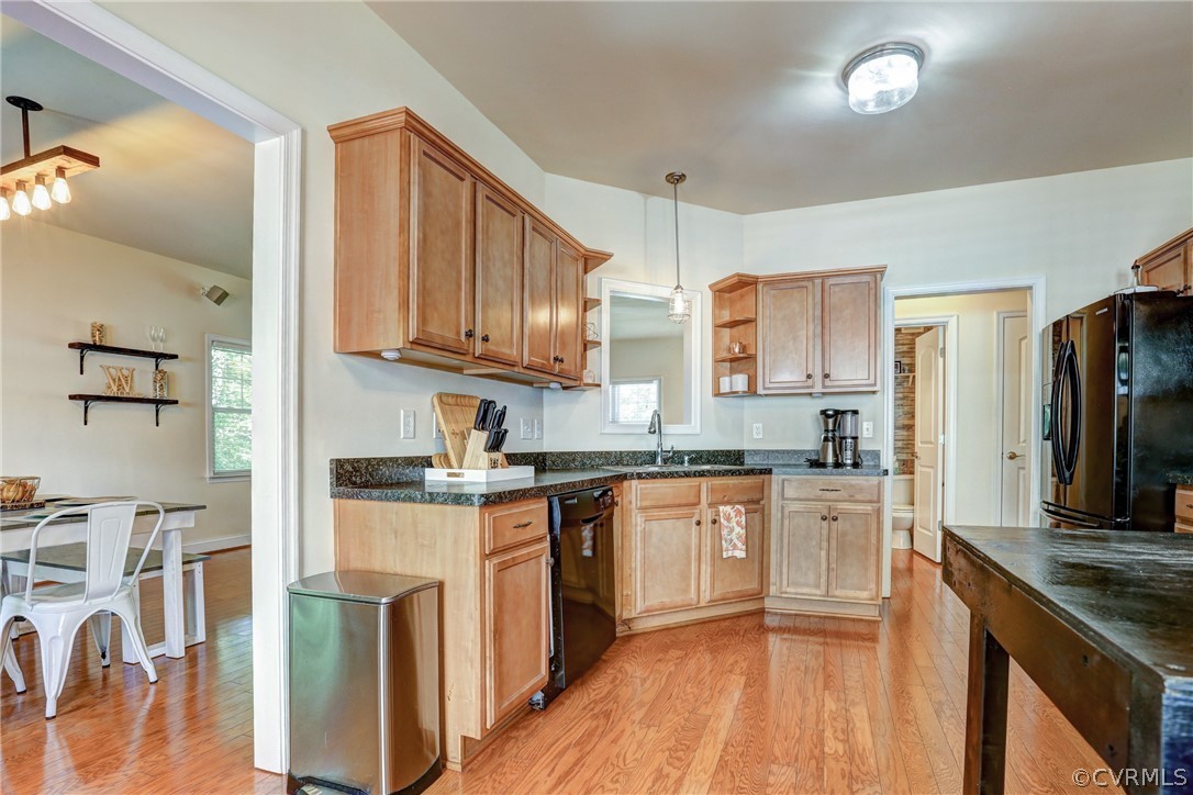 11902 Rimswell Terrace Midlothian, VA 23112 - Photo 17 of 48 Gallery Image 17