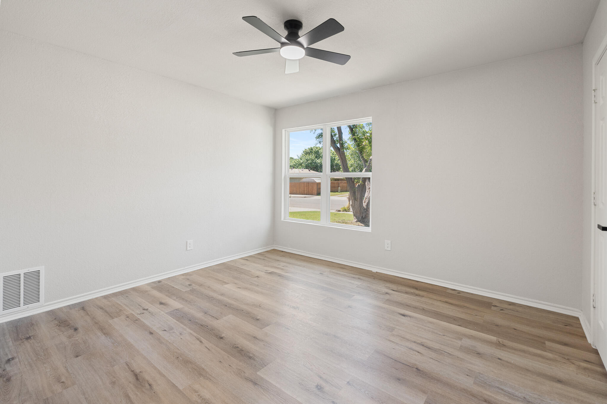 4426 80th Street Lubbock, TX 79424 - Photo 17 of 31 DSC09187