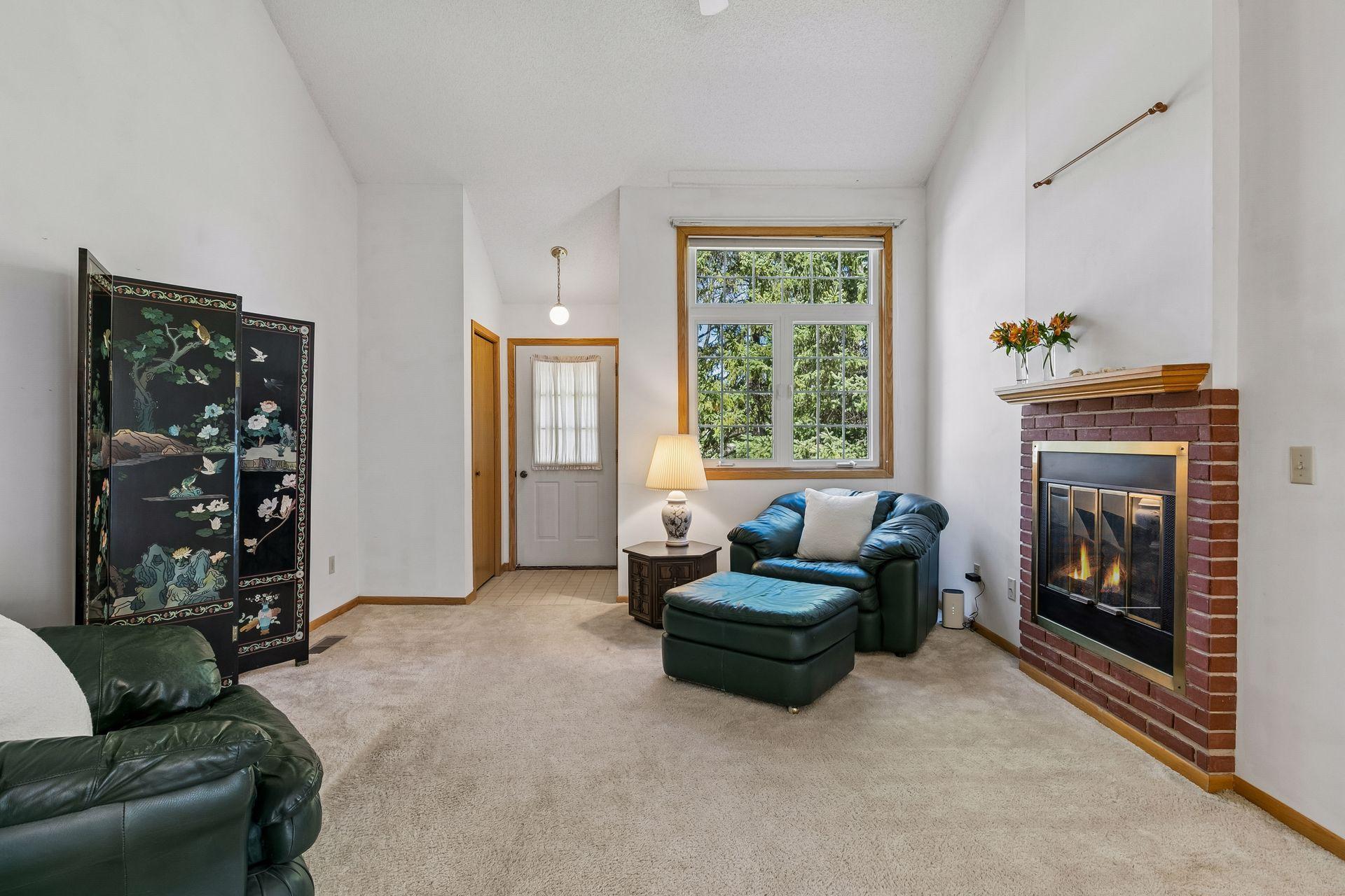 12750 Edgewater Path Apple Valley, MN 55124 - Photo 5 of 37