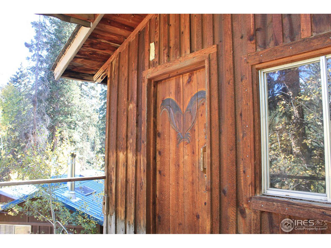 31433 Buckhorn Road Bellvue, CO 80512 - Photo 30 of 39 Heart Cabin