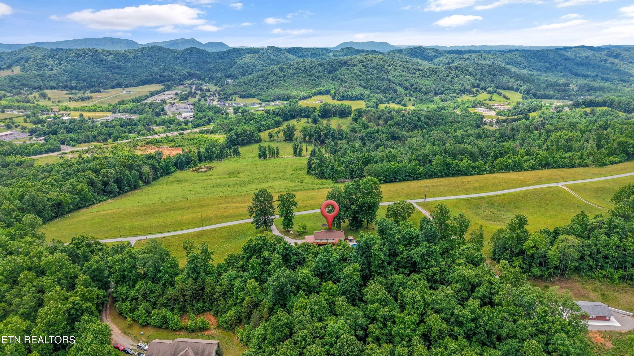 172 Fox Hunter Road Maynardville, TN 37807 - Photo 5 of 42