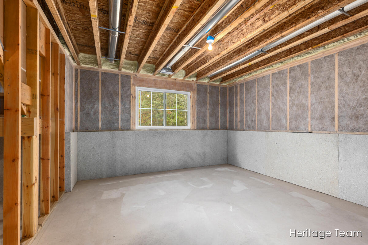 910 Apple Ridge Allegan, MI 49010 - Photo 20 of 36 IMG_1016