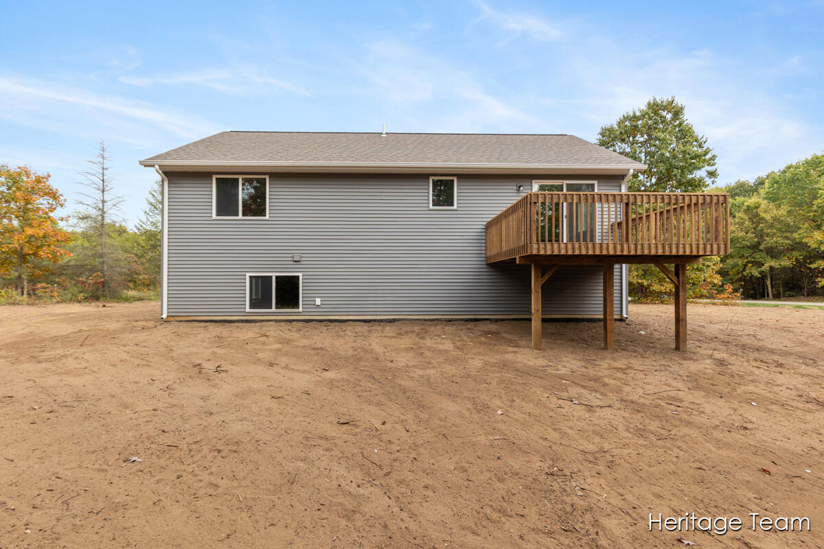 910 Apple Ridge Allegan, MI 49010 - Photo 23 of 36 IMG_1019