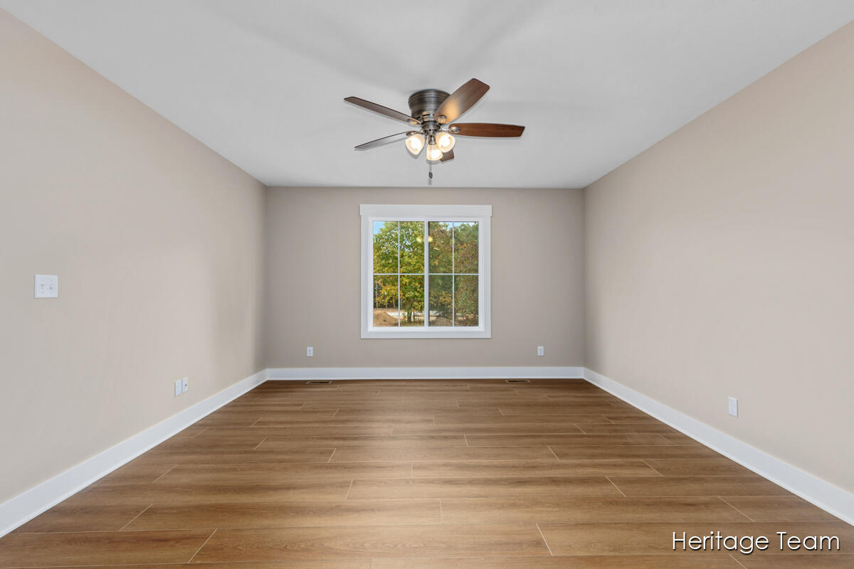 910 Apple Ridge Allegan, MI 49010 - Photo 6 of 36 IMG_1002