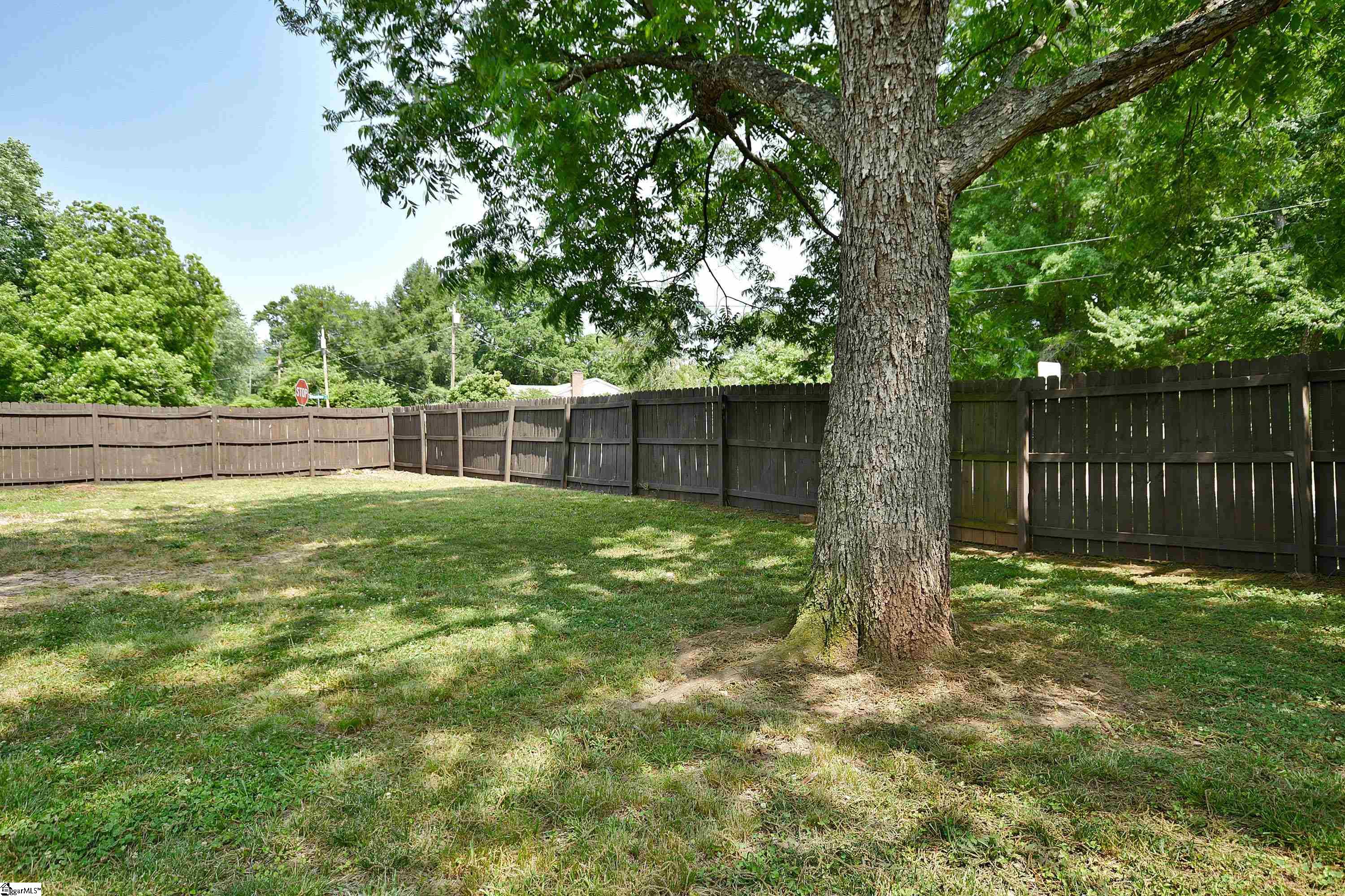 6100 Old Buncombe Road Greenville, SC 29609 - Photo 26 of 32 Gallery Image 26