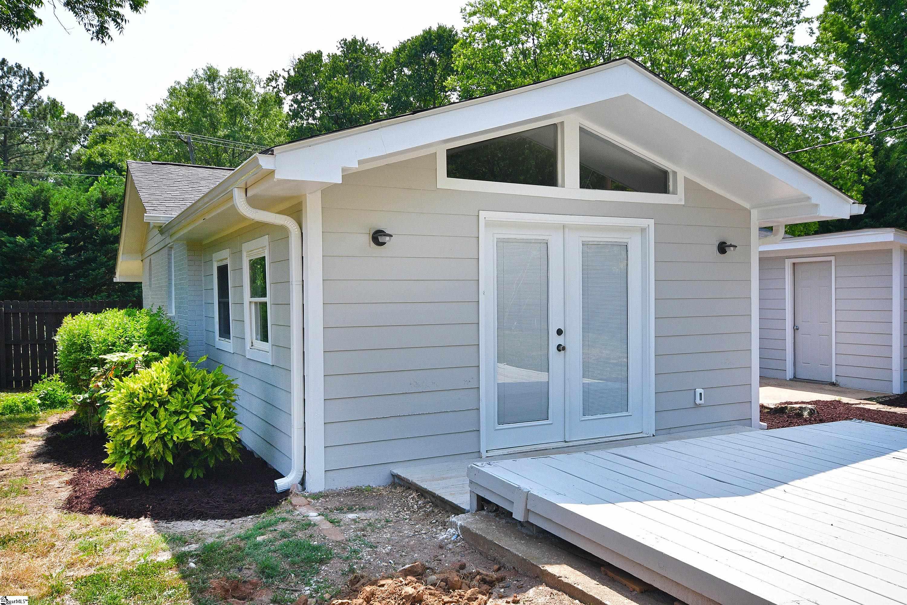 6100 Old Buncombe Road Greenville, SC 29609 - Photo 27 of 32 Gallery Image 27