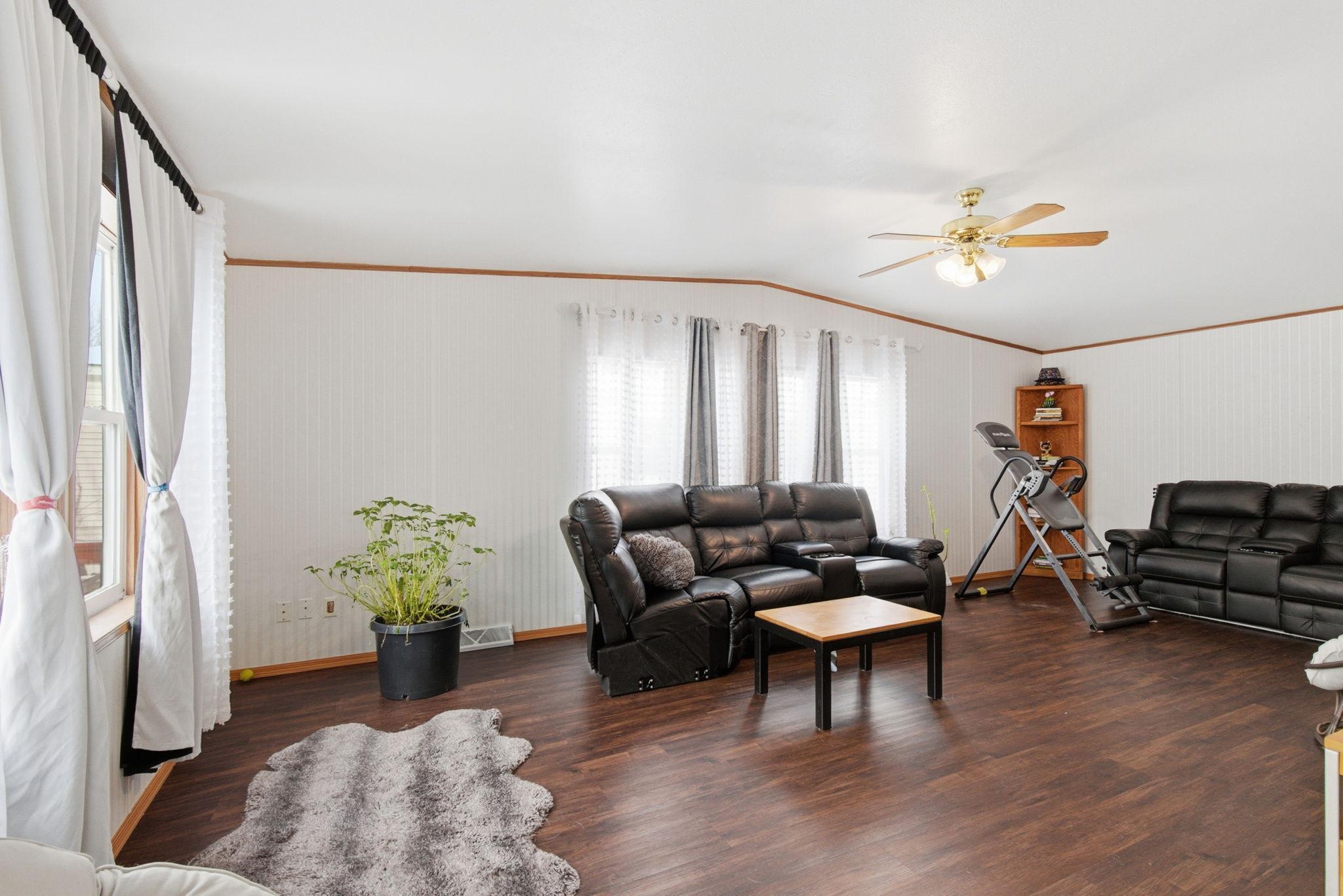 8560 Asiatic Avenue Inver Grove Heights, MN 55077 - Photo 15 of 28