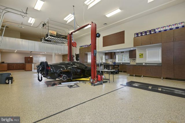 $4,500,000 | 637 Innsbruck Avenue, Great Falls, VA 22066