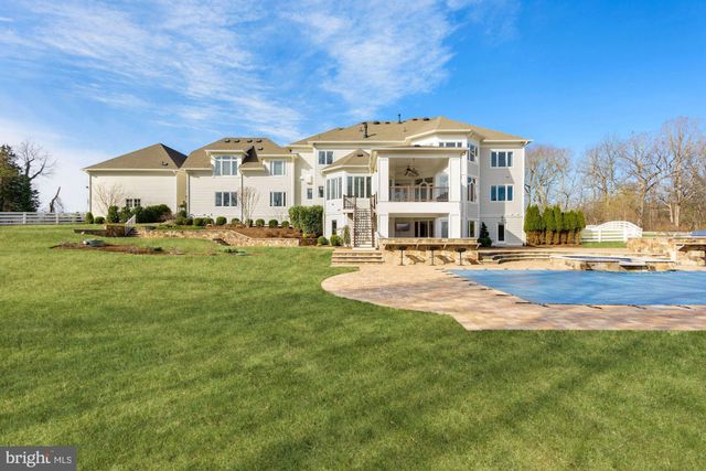 $4,500,000 | 637 Innsbruck Avenue, Great Falls, VA 22066