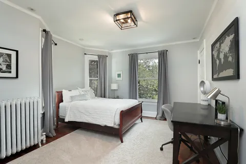 $1,950,000 | 1032 Hinman Avenue, Evanston, IL 60202