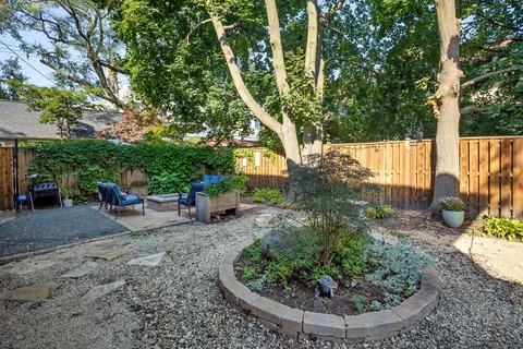 $1,950,000 | 1032 Hinman Avenue, Evanston, IL 60202